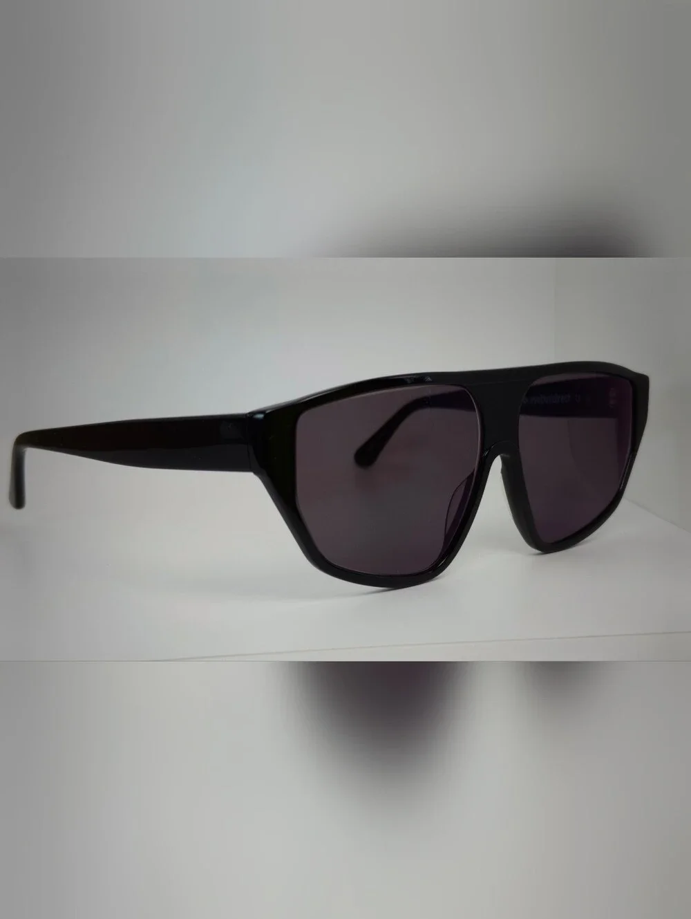 Bruno. Large All Gloss Black Shield Sunglasses. Good Sun Protection.